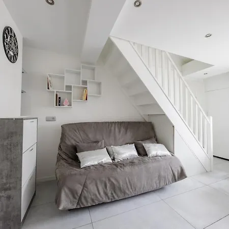 Apartment Duplex *